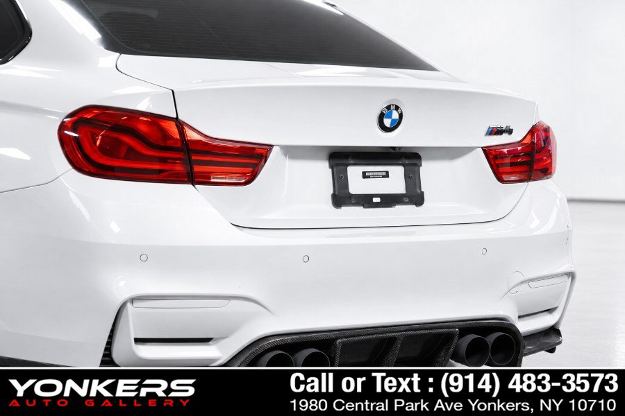 Used 2019 BMW M4 Coupe w/ Competition Package RWD image 19