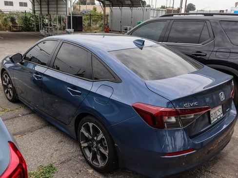 Used 2025 Honda Civic Sport Touring image 12
