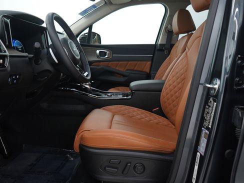 Used 2023 Kia Sorento SX Prestige image 27