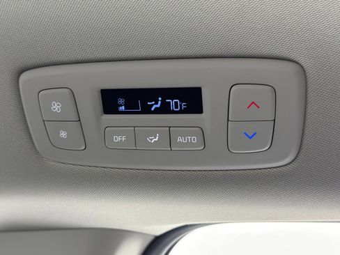 Used 2024 Kia Carnival SX Prestige image 34