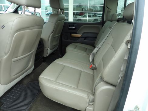 Used 2015 Chevrolet Silverado 1500 LTZ image 11