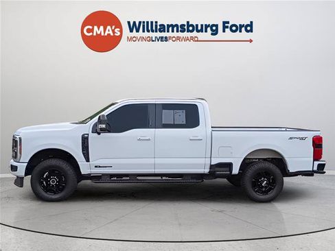 Used 2023 Ford F250 XLT w/ XLT Premium Package AWD/4WD image 2