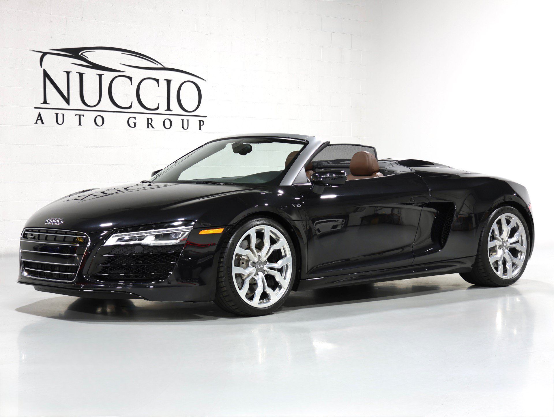 Used 2014 Audi R8 V10 AWD/4WD image 1