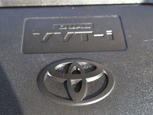 Used 2016 Toyota Camry LE image 13