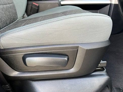 Used 2017 RAM 1500 Big Horn AWD/4WD image 50
