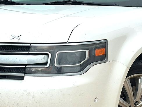 Used 2014 Ford Flex Limited w/ Equipment Group 301A FWD image 4