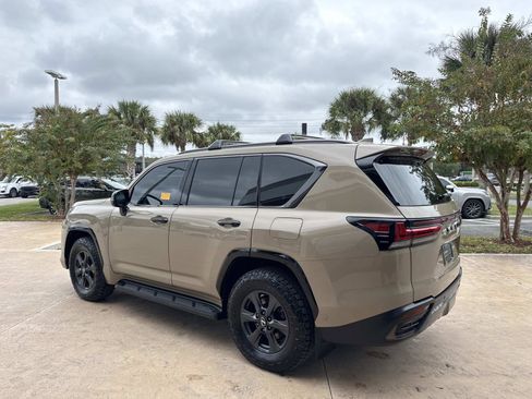 Used 2025 Lexus LX 700h Overtrail image 5