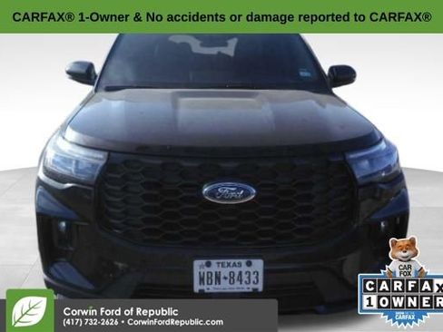 Used 2025 Ford Explorer ST-Line image 2