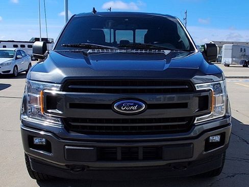 Used 2019 Ford F150 XLT w/ Equipment Group 302A Luxury AWD/4WD image 3