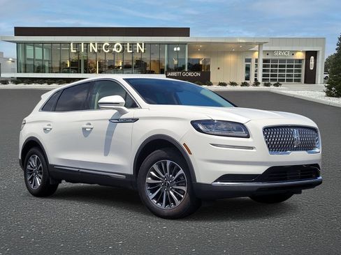 Used 2023 Lincoln Nautilus FWD w/ Premium Package image 1