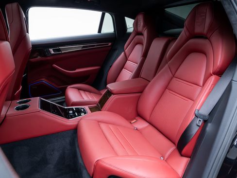 Used 2022 Porsche Panamera Turbo S Executive AWD/4WD image 28
