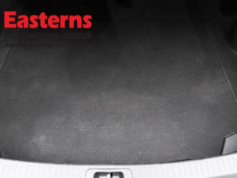 Used 2022 Toyota Corolla LE image 9