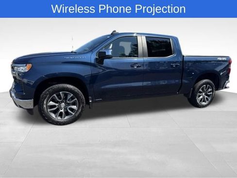 Used 2023 Chevrolet Silverado 1500 LT AWD/4WD image 9