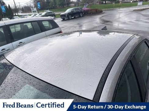 Used 2023 Hyundai Elantra SEL w/ Convenience Package image 4