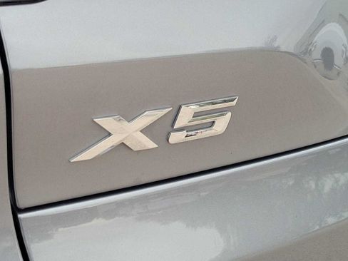Used 2025 BMW X5 xDrive40i w/ M Sport Package AWD/4WD image 11