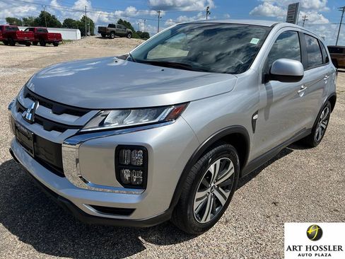 Used 2025 Mitsubishi Outlander Sport ES AWD/4WD image 1