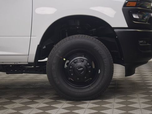 New 2026 RAM 3500 Tradesman AWD/4WD image 10