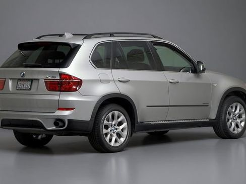 Used 2013 BMW X5 xDrive35i AWD/4WD image 2