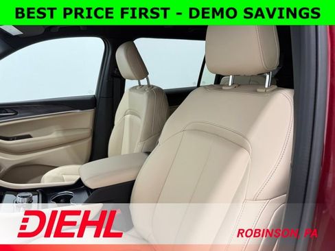 New 2025 Jeep Grand Cherokee L Limited w/ Black Appearance Package image 21