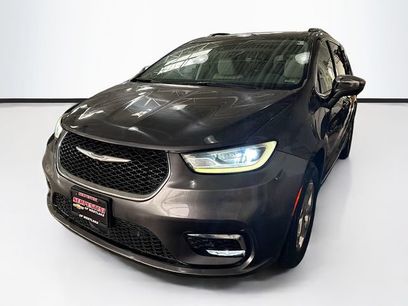Used 2021 Chrysler Pacifica Limited w/ Premium & Safety Sphere Group