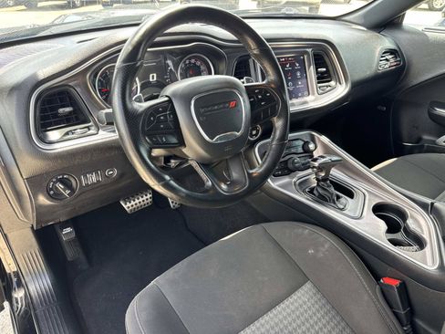 Used 2021 Dodge Challenger R/T Scat Pack RWD image 17