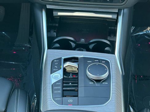 Used 2026 BMW 330i Sedan w/ Premium Package RWD image 27
