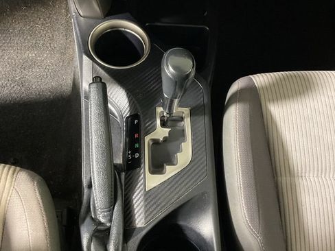 Used 2013 Toyota RAV4 XLE AWD/4WD image 28