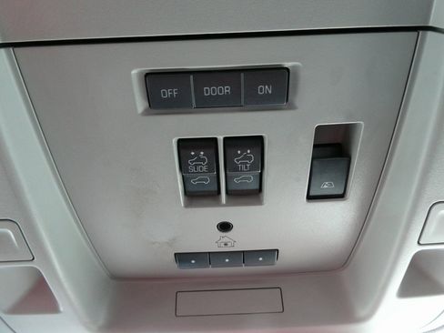 Used 2019 Chevrolet Silverado 2500 LTZ w/ Duramax Plus Package image 30