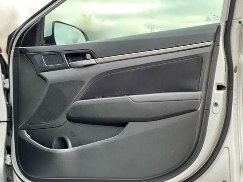 Used 2017 Hyundai Elantra Value Edition w/ Cargo Package image 23