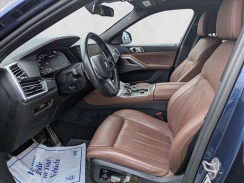 Used 2022 BMW X6 M50i w/ Executive Package image 10