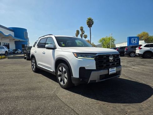 New 2026 Honda Pilot Elite image 3