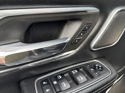 Used 2019 RAM 1500 Laramie image 11