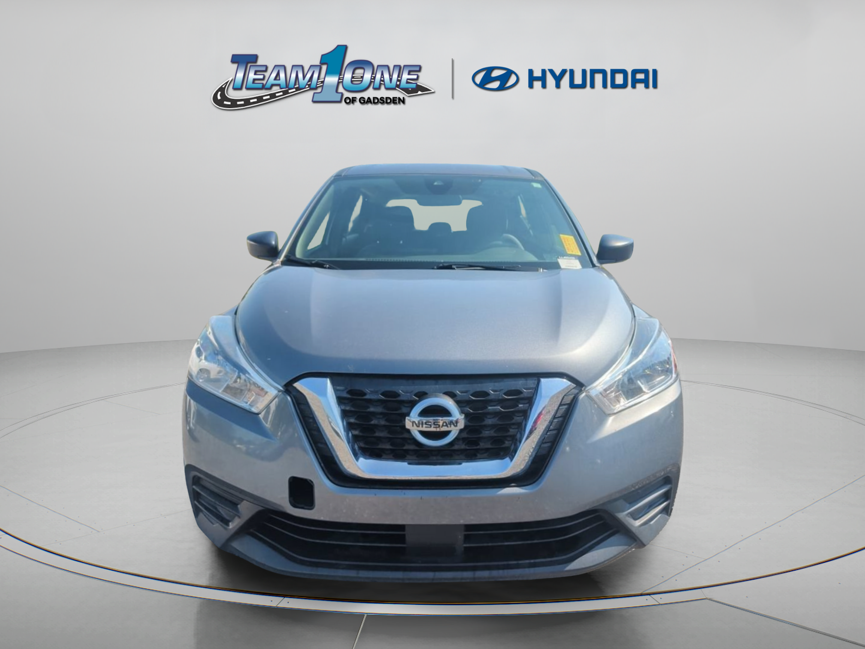 Used 2020 Nissan Kicks S FWD image 1