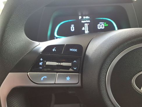 Used 2025 Hyundai Elantra Hybrid FWD image 30