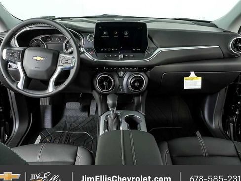 New 2026 Chevrolet Blazer LT w/ Midnight/Sport Edition image 17