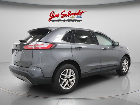 Used 2024 Ford Edge SEL w/ Convenience Package AWD/4WD image 5