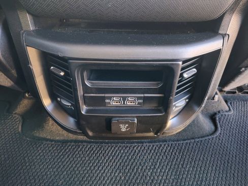 Used 2021 RAM 1500 Laramie w/ Off Road Group image 36