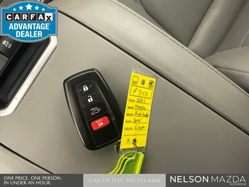 Used 2021 Toyota Highlander XLE AWD/4WD image 50