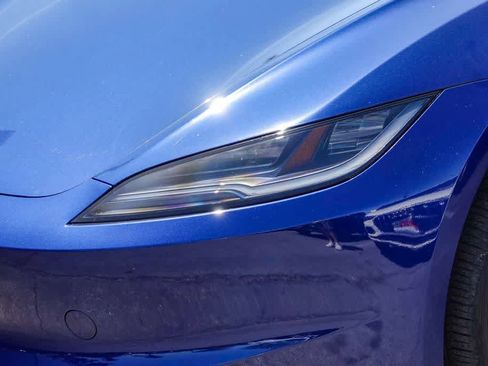 Used 2024 Tesla Model 3 Standard Range RWD image 8