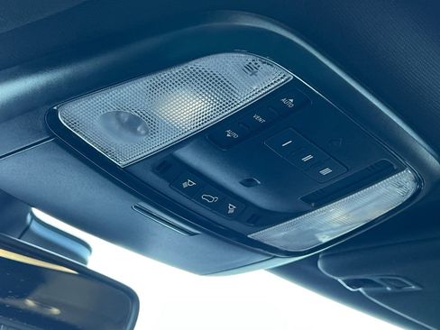 Used 2023 Dodge Durango GT image 24