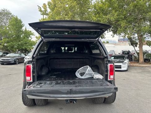 Used 2018 RAM 3500 Laramie AWD/4WD image 45
