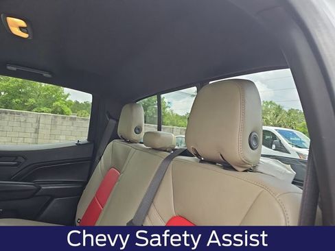 Used 2023 Chevrolet Colorado Trail Boss w/ Technology Package AWD/4WD image 15