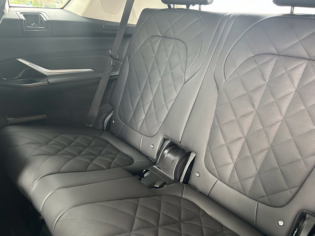 Used 2025 BMW X7 xDrive40i AWD/4WD image 49