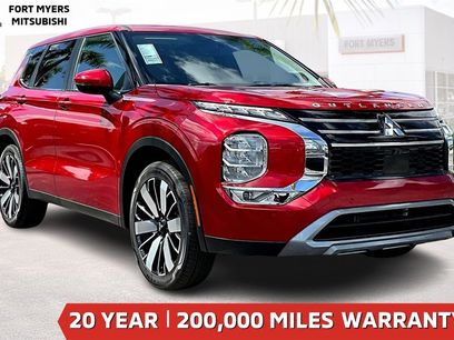 New 2025 Mitsubishi Outlander SE