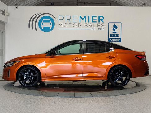 Used 2024 Nissan Sentra SR image 3