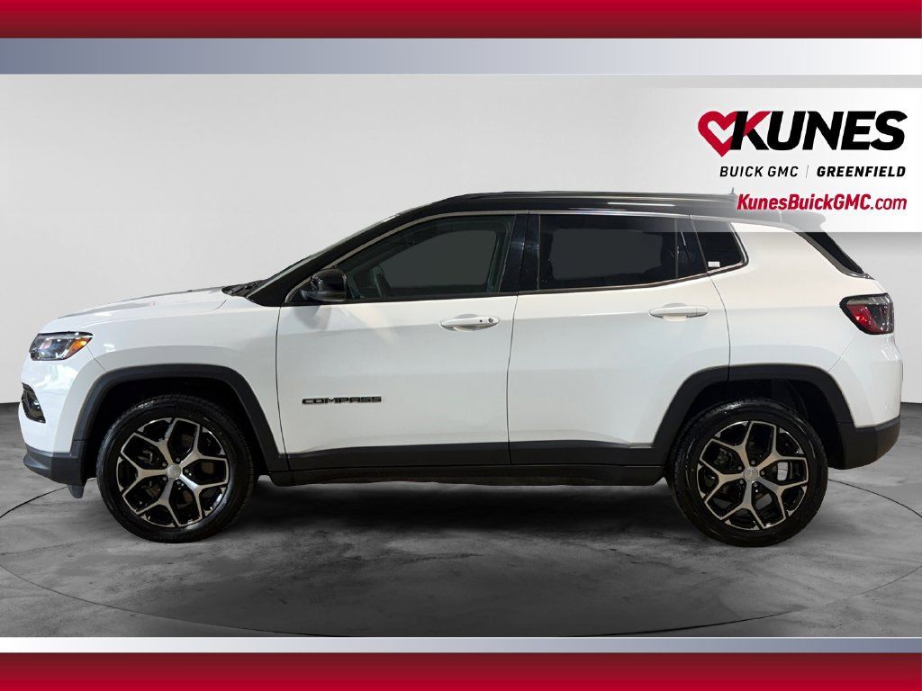 Used 2024 Jeep Compass Limited AWD/4WD image 6