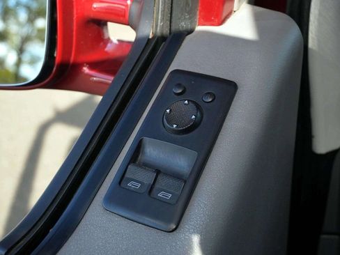 Used 2003 Volkswagen Eurovan MV image 13