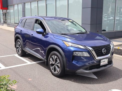 Certified 2022 Nissan Rogue SV AWD/4WD image 3