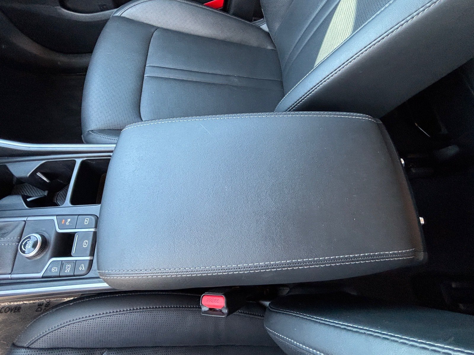 Used 2025 Kia Sorento S FWD image 17