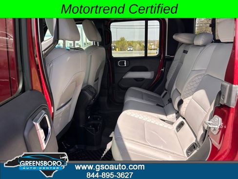 Used 2021 Jeep Gladiator Overland image 25